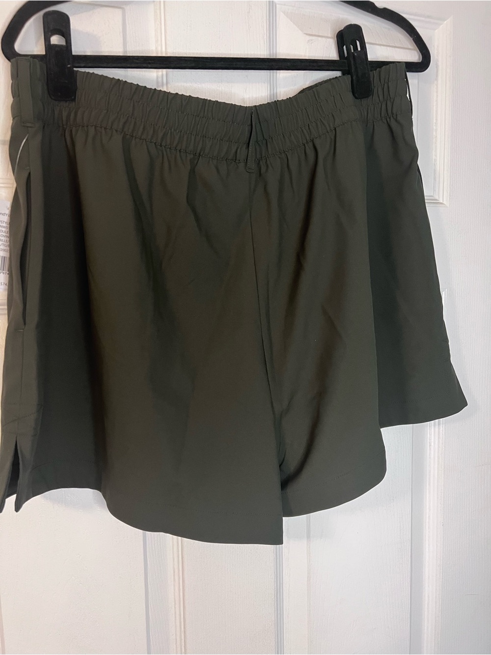 #789 NWT Beyond Yoga Status Shorts XL Olive Ink JetStretch - Picture 2 of 6
